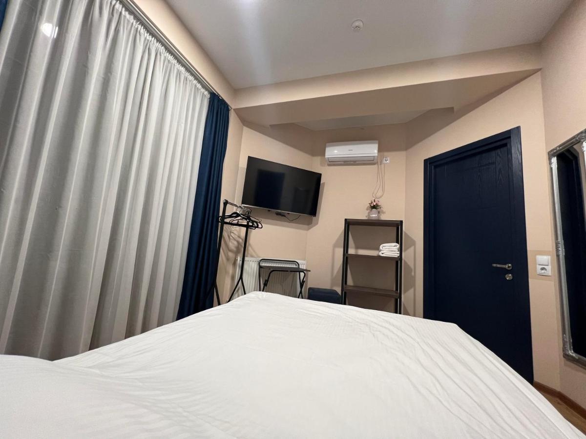 Hotel Sky Room Тбилиси Экстерьер фото